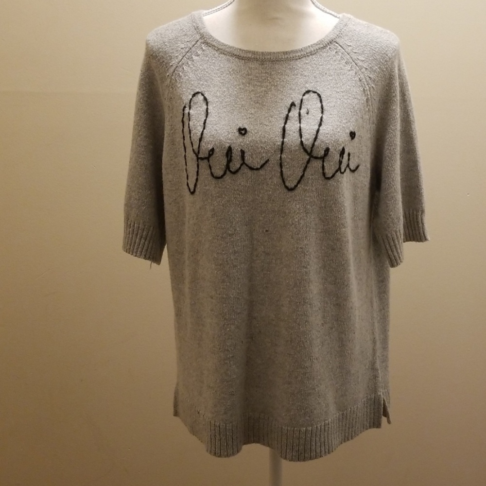 Ladies short sleeve sweater
